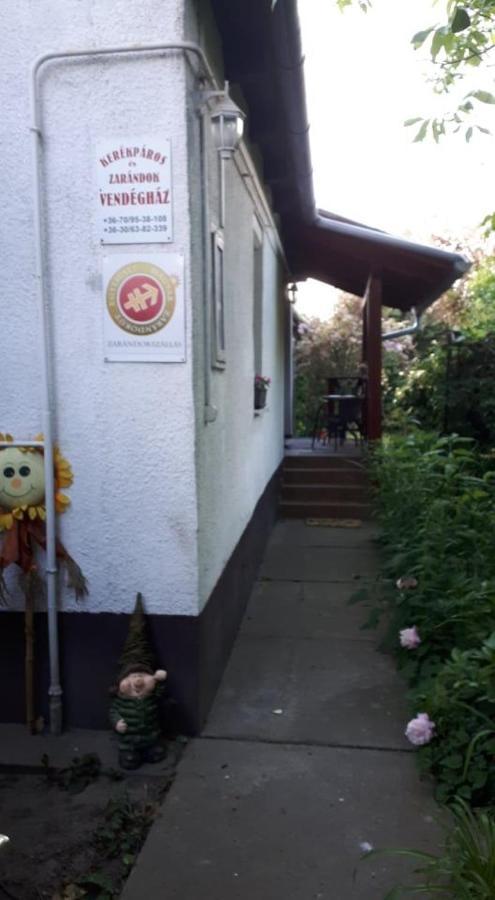 Kerékpáros és Zarándok Vendégház Apostag Exterior foto